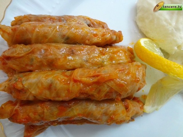 Etli Lahana Sarmasi Guneydogu Usulu Tarifi Yoresel Yemekler