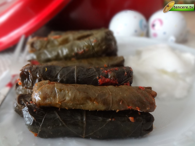 Nar Ekşili Yaprak Sarma tarifi