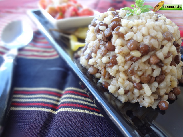 Mercimekli Bulgur Pilavı tarifi