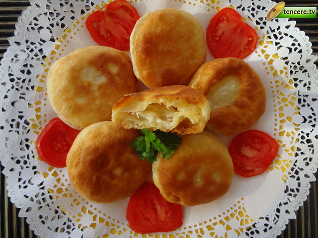 Peynirli Mayalı Puf Böreği Tarifi Börekler Çörekler
