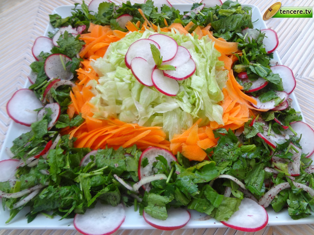 Suslu Kis Salatasi Tarifi Salatalar