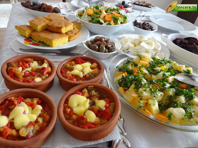 Kahvaltı Menüsü (Nazan Hanım) tarifi