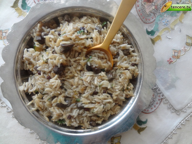 Cigerli Ic Pilav Tarifi Makarnalar Pilavlar