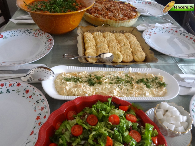 Gün Menüsü (16 Ocak) tarifi