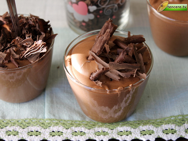 Çikolatalı Mus (chocolate mousse) tarifi