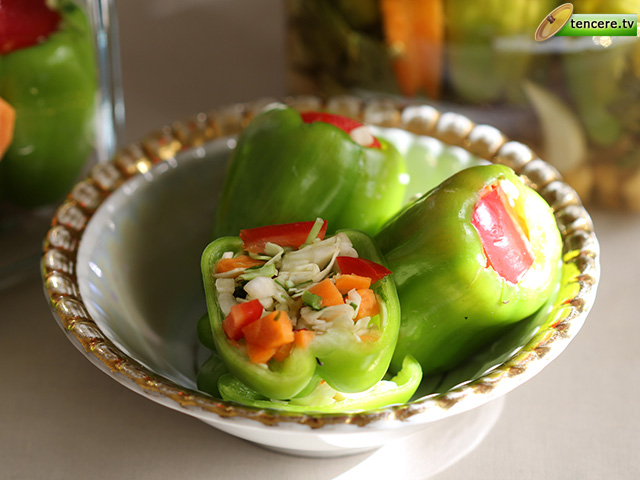 Dolma Biber Turşusu Nasıl Yapılır tarifi