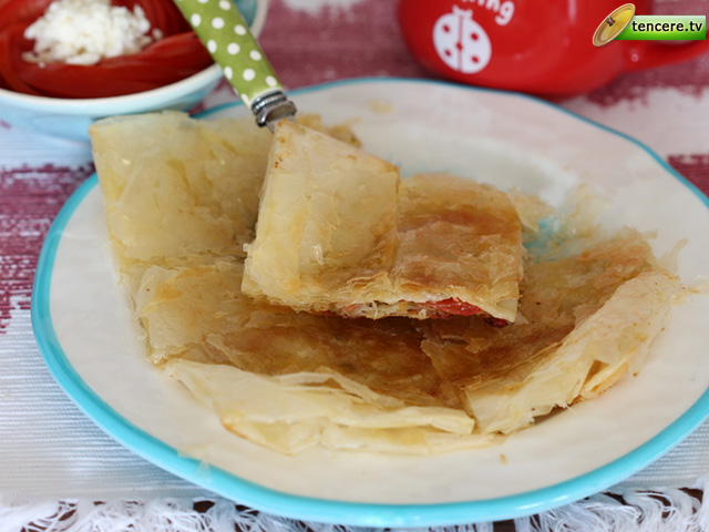 Baklava Yufkasından Pizza Gözleme tarifi