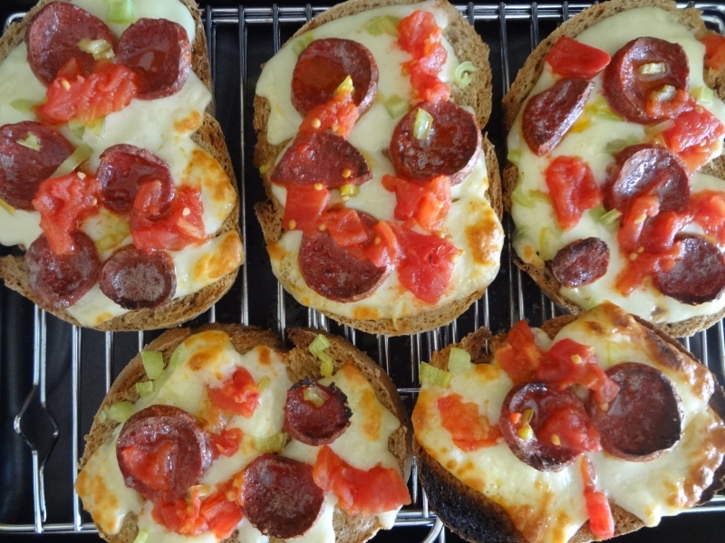 Izgarada Ekmek Pizzası - Resim : 5