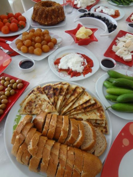 Beğendik Lezzetleriyle Kahvaltı - Resim : 3