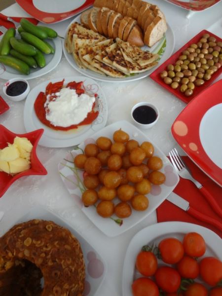 Beğendik Lezzetleriyle Kahvaltı - Resim : 2