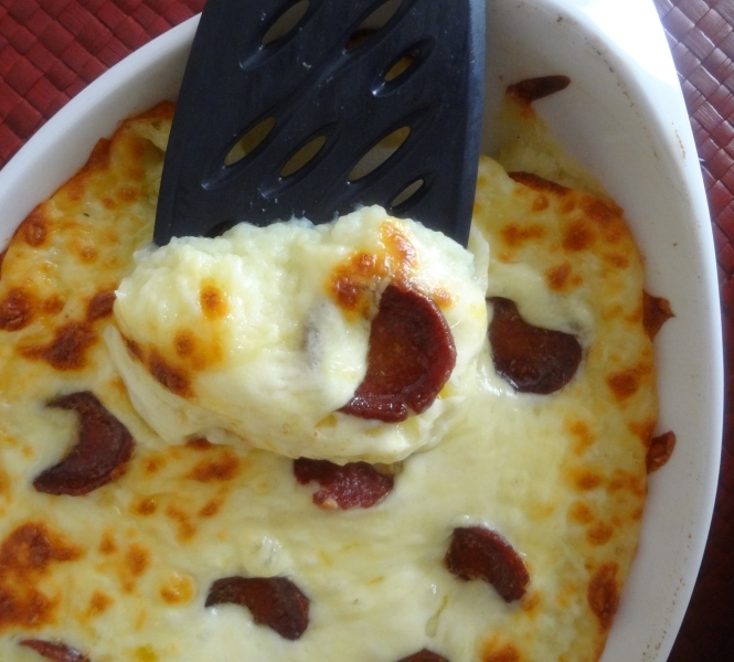 Kaşarlı Sucuklu Patates Püresi - Resim : 5