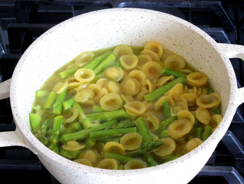 Kuşkonmazlı Orecchiette - Resim : 2